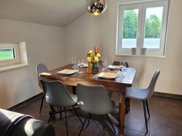 Familienfreundliche Grosszuegige Ferienwohnung Schlierachwelle Zwischen Schliersee Und Tegernsee ハウスハム エクステリア 写真